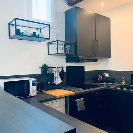 ** La Occitane ** 43m2 Renove, Gare St Roch Apartment *