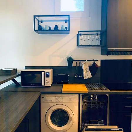 Apartment ** La Occitane ** 43m2 Renove, Gare St Roch Montpellier