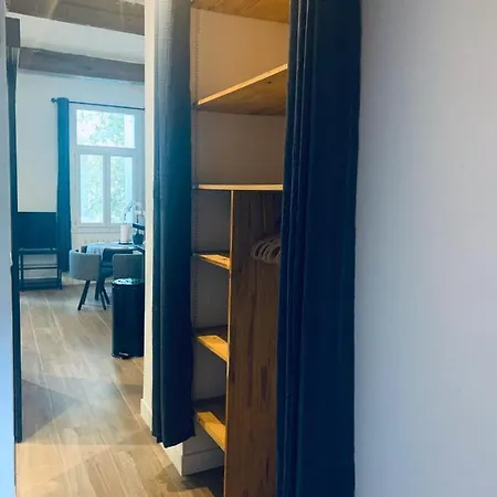 ** La Occitane ** 43m2 Renove, Gare St Roch Apartment *